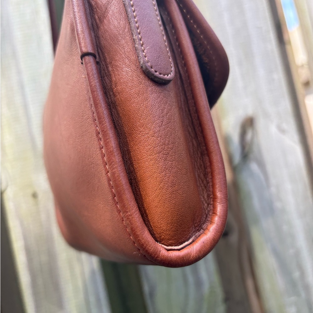 Coach Vintage Chrystie British Tan Crossbody - Picture 9 of 13